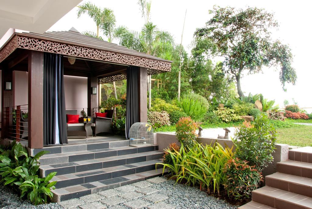 The Theodore Hotel تاجيتاي المظهر الخارجي الصورة