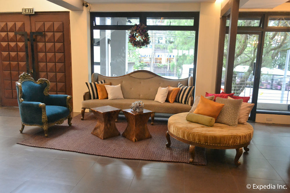 The Theodore Hotel تاجيتاي المظهر الخارجي الصورة